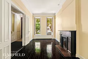 332 E 69th St, New York, NY 10021 - Photo 2