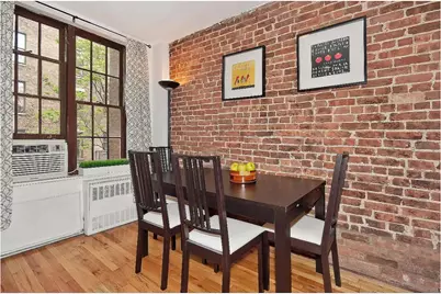 53 W 76th Street #8, New York, NY 10023 - Photo 2