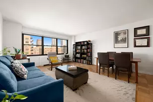 160 West End Ave, New York, NY 10023 - Photo 2