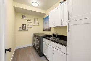 225 Carlton Ave, Brooklyn, NY 11205 - Photo 16