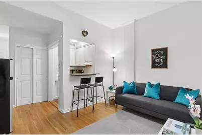 230 E 52nd Street #3E, New York, NY 10022 - Photo 2
