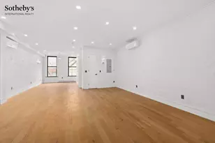 410 W 47th St, New York, NY 10036 - Photo 10