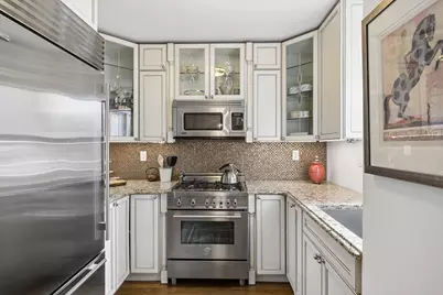 339 E 58th Street #7CD, New York City, NY 10022 - Photo 10