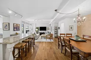 339 E 58th St, New York City, NY 10022 - Photo 1