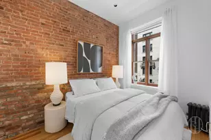 110 W 71st St, New York City, NY 10023 - Photo 8