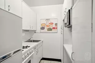 155 E 34th St, New York, NY 10016 - Photo 6