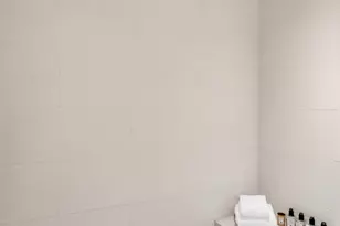 685 5th Ave, New York City, NY 10022 - Photo 8
