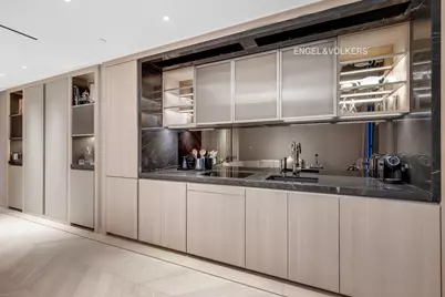 685 Fifth Avenue #10D, New York City, NY 10022 - Photo 4