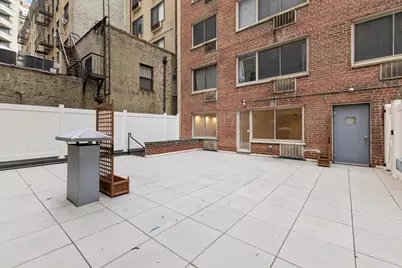 225 E 46th Street #1B, New York, NY 10017 - Photo 6