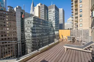 225 E 46th St, New York, NY 10017 - Photo 8