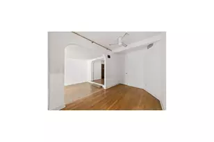 210 W 19th St, New York City, NY 10011 - Photo 4