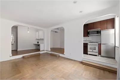 210 W 19th Street #5E, New York City, NY 10011 - Photo 2