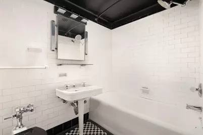 410 W 24th Street #7M, New York City, NY 10011 - Photo 8