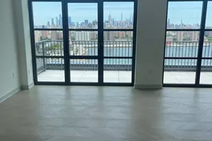 115 York St, New York City, NY 11201 - Photo 2