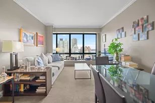 530 E 76th St, New York City, NY 10021 - Photo 2