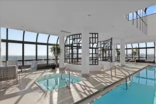 530 E 76th St, New York City, NY 10021 - Photo 14