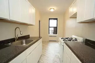 25 Parade Pl, New York City, NY 11226 - Photo 8