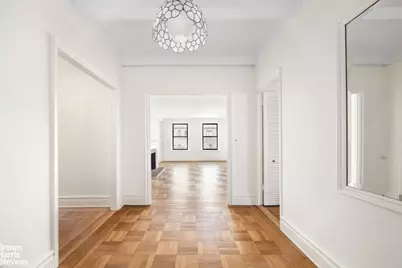 142 E 71st Street #4A, New York City, NY 10021 - Photo 2