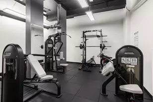 575 Main St, New York, NY 10044 - Photo 20