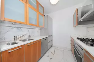 25 Columbus Cir, New York, NY 10019 - Photo 2