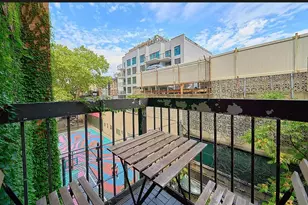 337 W 43rd St, New York City, NY 10036 - Photo 8