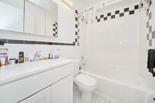 337 W 43rd St, New York City, NY 10036 - Photo 6
