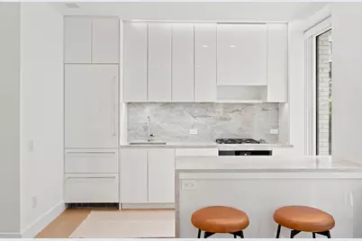 15 W 61st Street #3F, New York, NY 10023 - Photo 4