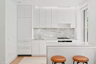 15 W 61st St, New York, NY 10023 - Photo 4