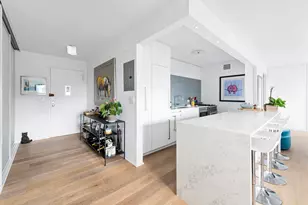 205 West End Ave, New York, NY 10023 - Photo 2