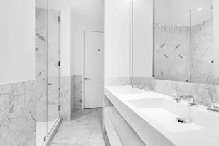 15 W 61st St, New York, NY 10023 - Photo 10