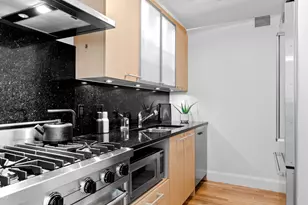 121 W 19th St, New York, NY 10011 - Photo 4