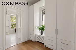 8 Polhemus Pl, New York City, NY 11215 - Photo 12