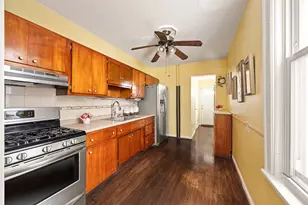 176 10th St, New York City, NY 11215 - Photo 4