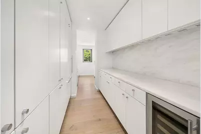 200 E 62nd Street #5D, New York, NY 10065 - Photo 6
