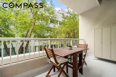 184 Kent Avenue #D414, New York City, NY 11249 - Photo 2
