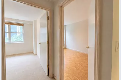 155 W 68th Street #404, New York, NY 10023 - Photo 34