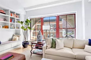 27 N Moore St, New York City, NY 10013 - Photo 1
