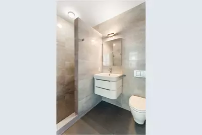 860 Lexington Avenue, New York City, NY 10021 - Photo 10