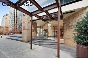 240 E 47th St, New York City, NY 10017 - Photo 12