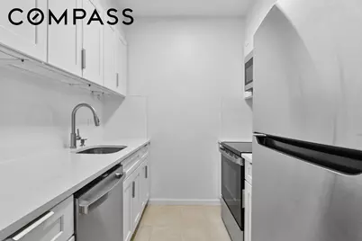 240 E 47th Street #22B, New York, NY 10017 - Photo 4