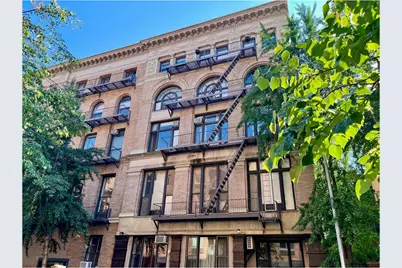 100 W 15th Street #1A, New York, NY 10011 - Photo 2