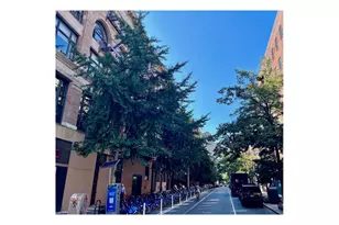 100 W 15th St, New York, NY 10011 - Photo 4