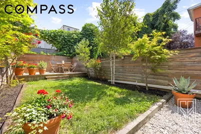 1062 Decatur Street, New York City, NY 11207 - Photo 10