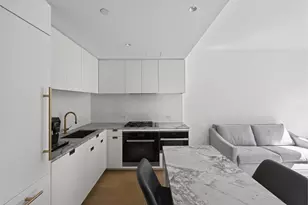 185 Grand St, New York City, NY 10013 - Photo 1
