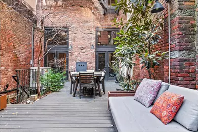 100 W 15th Street #1A, New York, NY 10011 - Photo 2