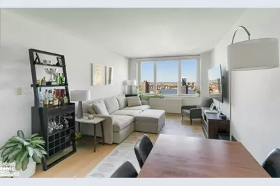 322 W 57th Street #39F, New York City, NY 10019 - Photo 2