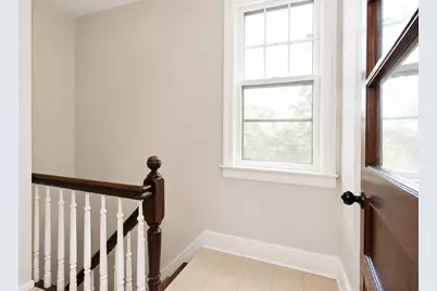 180 Stanley Avenue, New York, NY 10301 - Photo 16