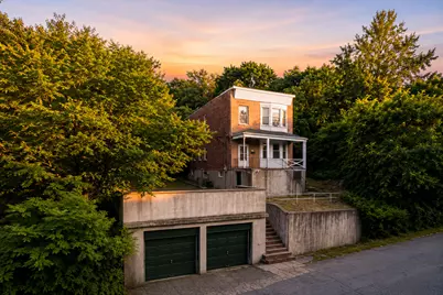 180 Stanley Avenue, New York, NY 10301 - Photo 1