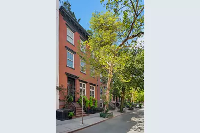 2 Perry Street, New York City, NY 10014 - Photo 2