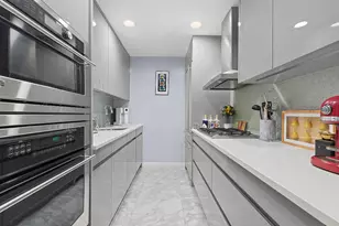 445 W 54th St, New York, NY 10019 - Photo 2